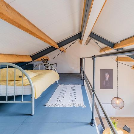 B&B De Bommelhoeve Wadenoijen ภายนอก รูปภาพ