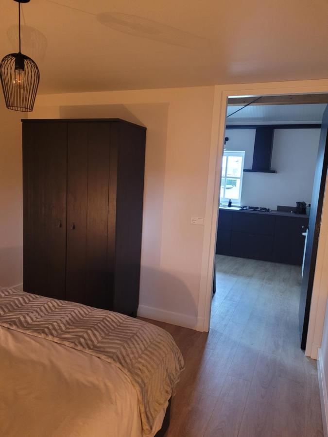 B&B De Bommelhoeve Wadenoijen ภายนอก รูปภาพ